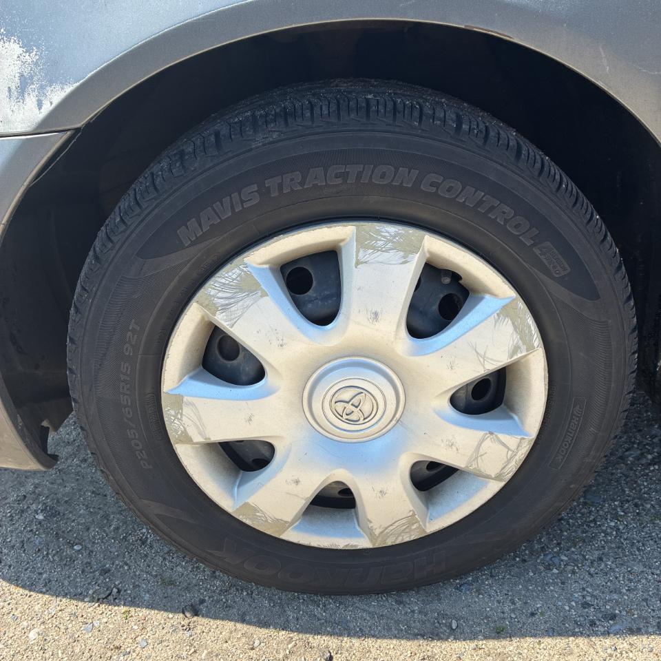 Toyota Camry 4dr Sdn LE Auto 2004