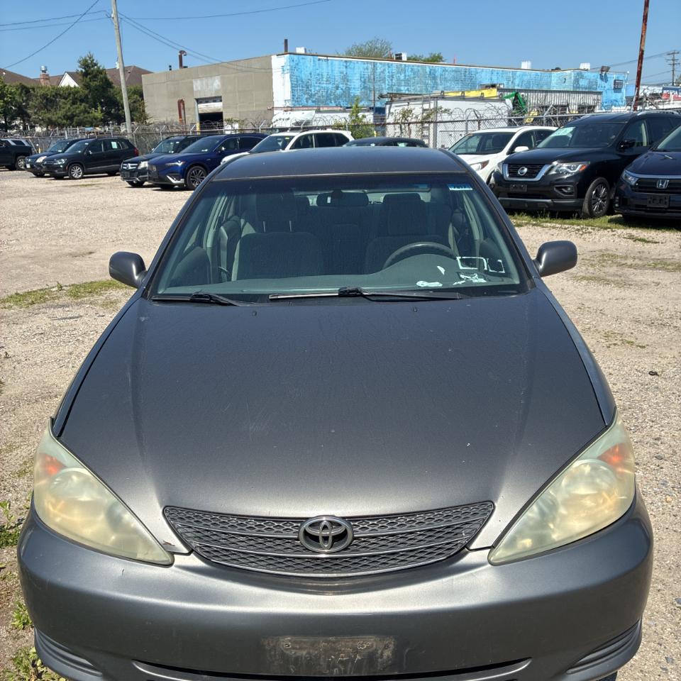 Toyota Camry 4dr Sdn LE Auto 2004