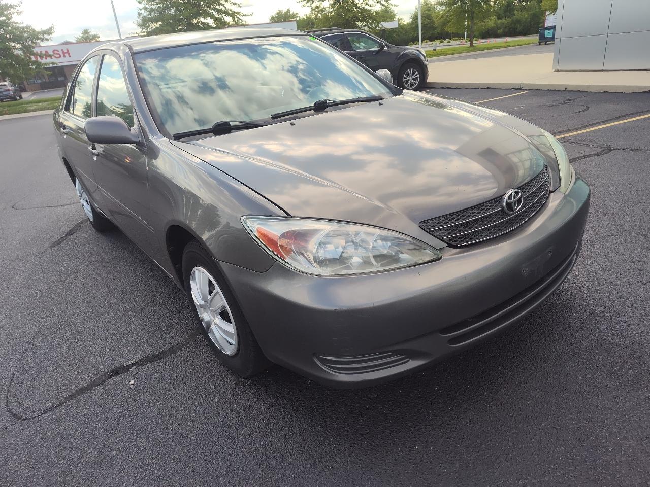 Toyota Camry 4dr Sdn LE Auto 2004