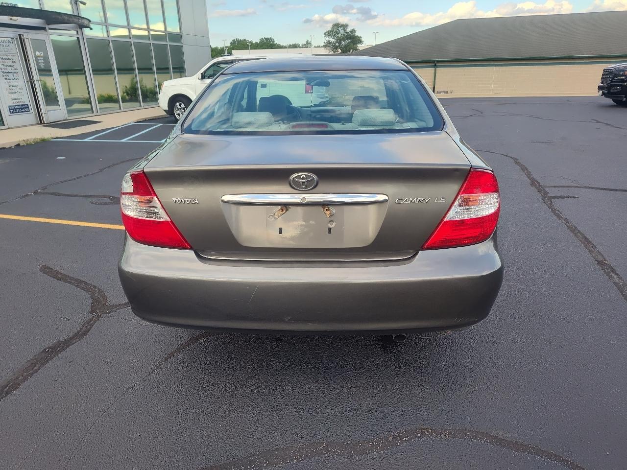 Toyota Camry 4dr Sdn LE Auto 2004