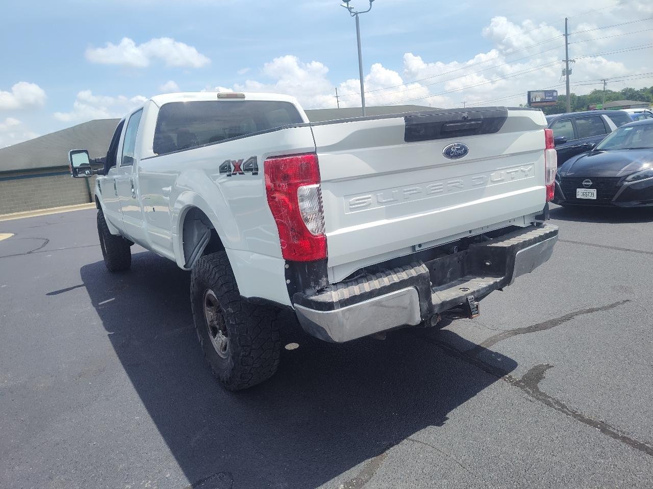 Ford Super Duty F-250 SRW 4WD Crew Cab 156" XL 2008