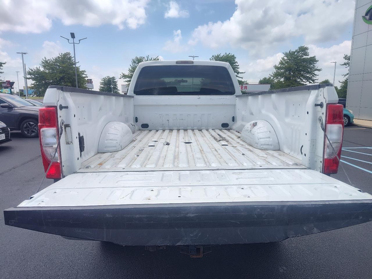 Ford Super Duty F-250 SRW 4WD Crew Cab 156" XL 2008