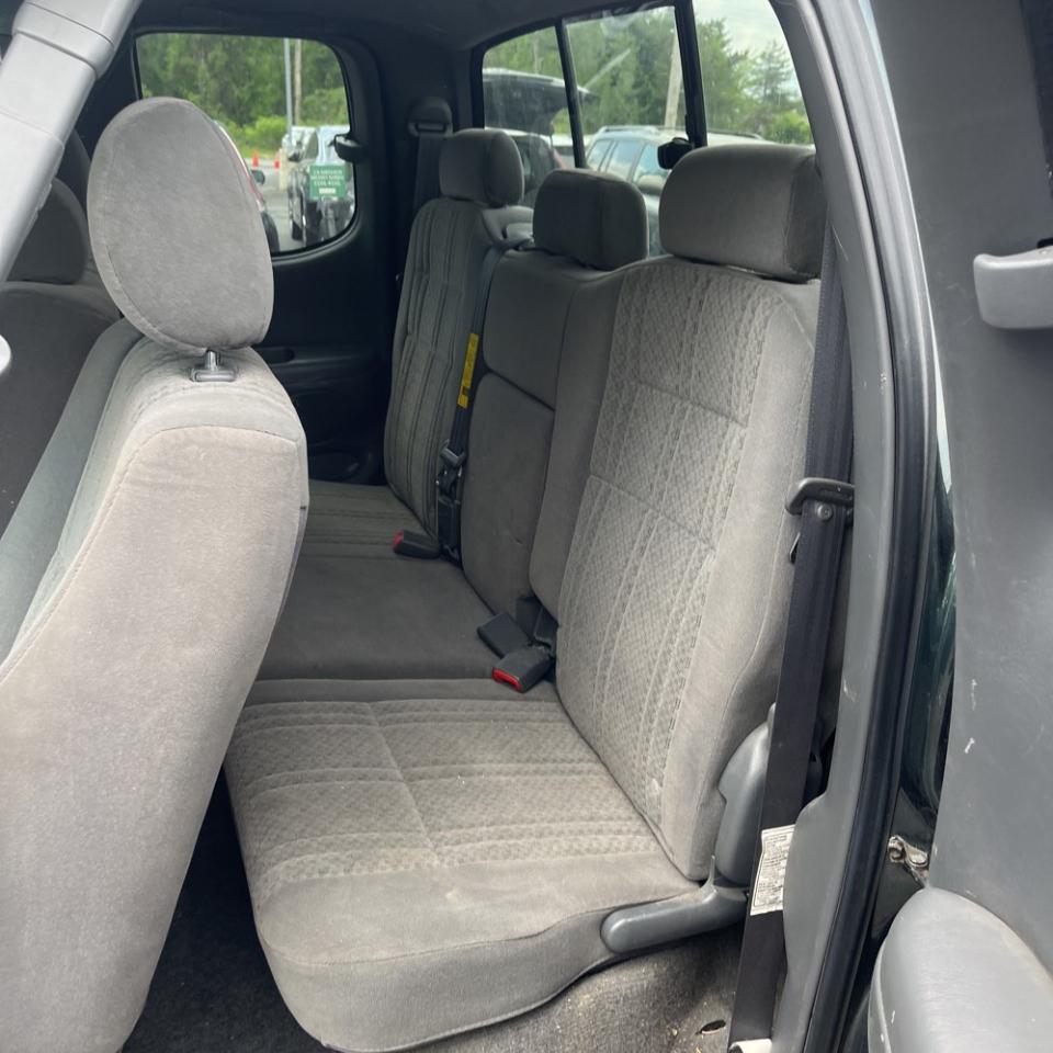 Toyota Tundra AccessCab V8 SR5 4WD Stepside (Natl 2005