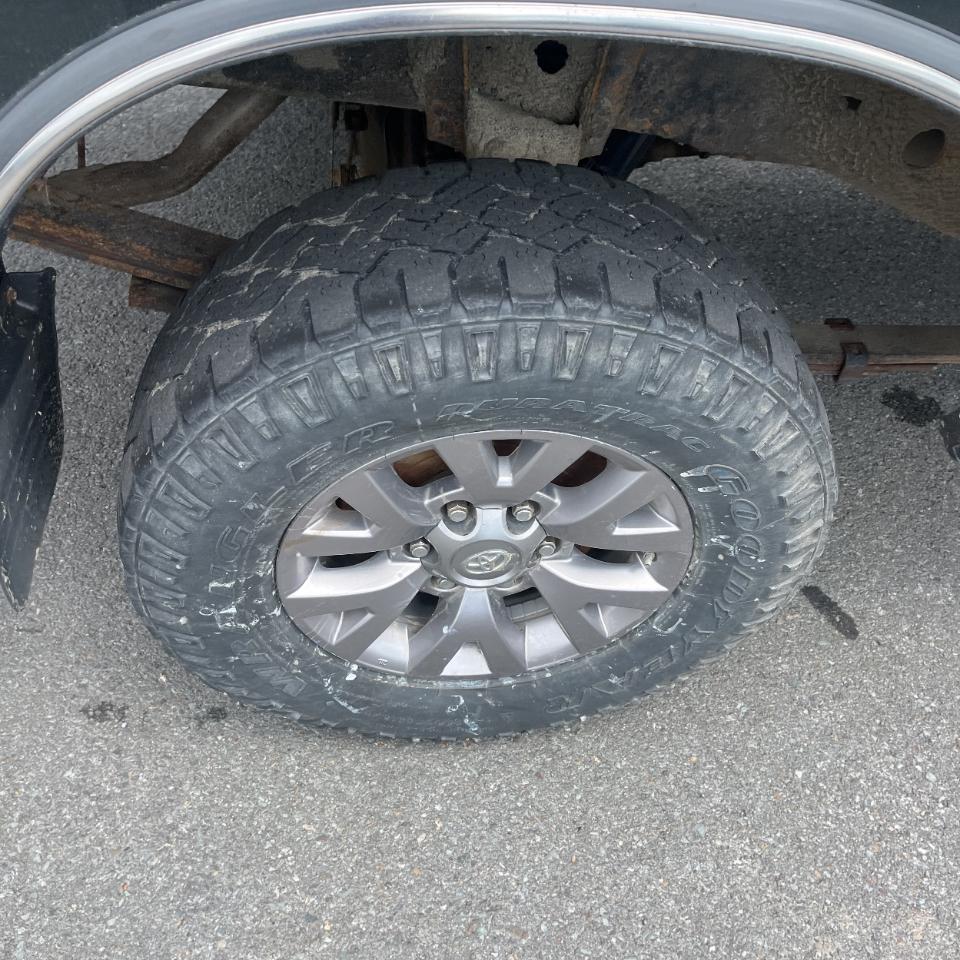 Toyota Tundra AccessCab V8 SR5 4WD Stepside (Natl 2005