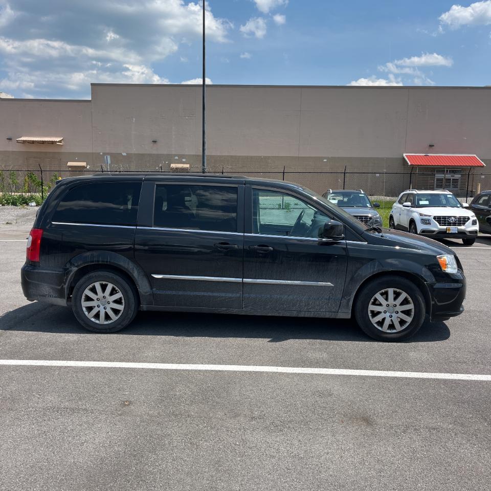 Chrysler Town & Country 4dr Wgn Touring 2016