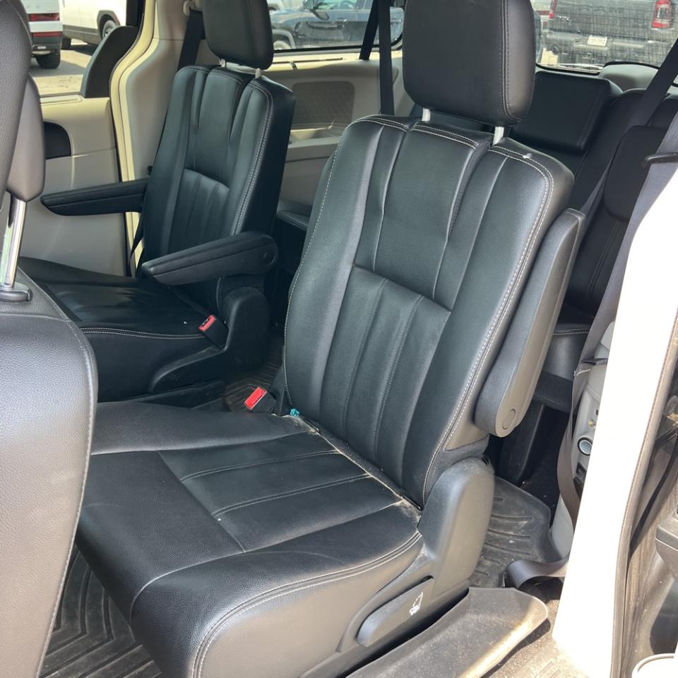 Chrysler Town & Country 4dr Wgn Touring 2016