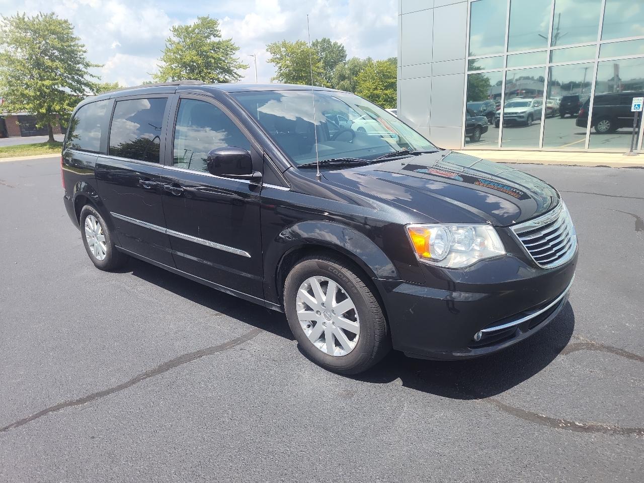 Chrysler Town & Country 4dr Wgn Touring 2016