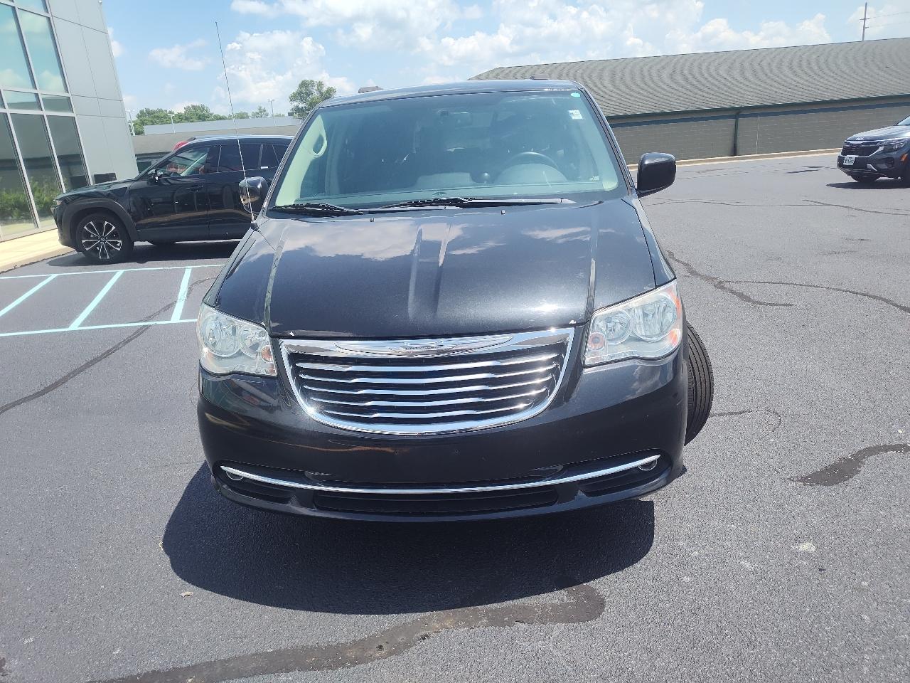 Chrysler Town & Country 4dr Wgn Touring 2016