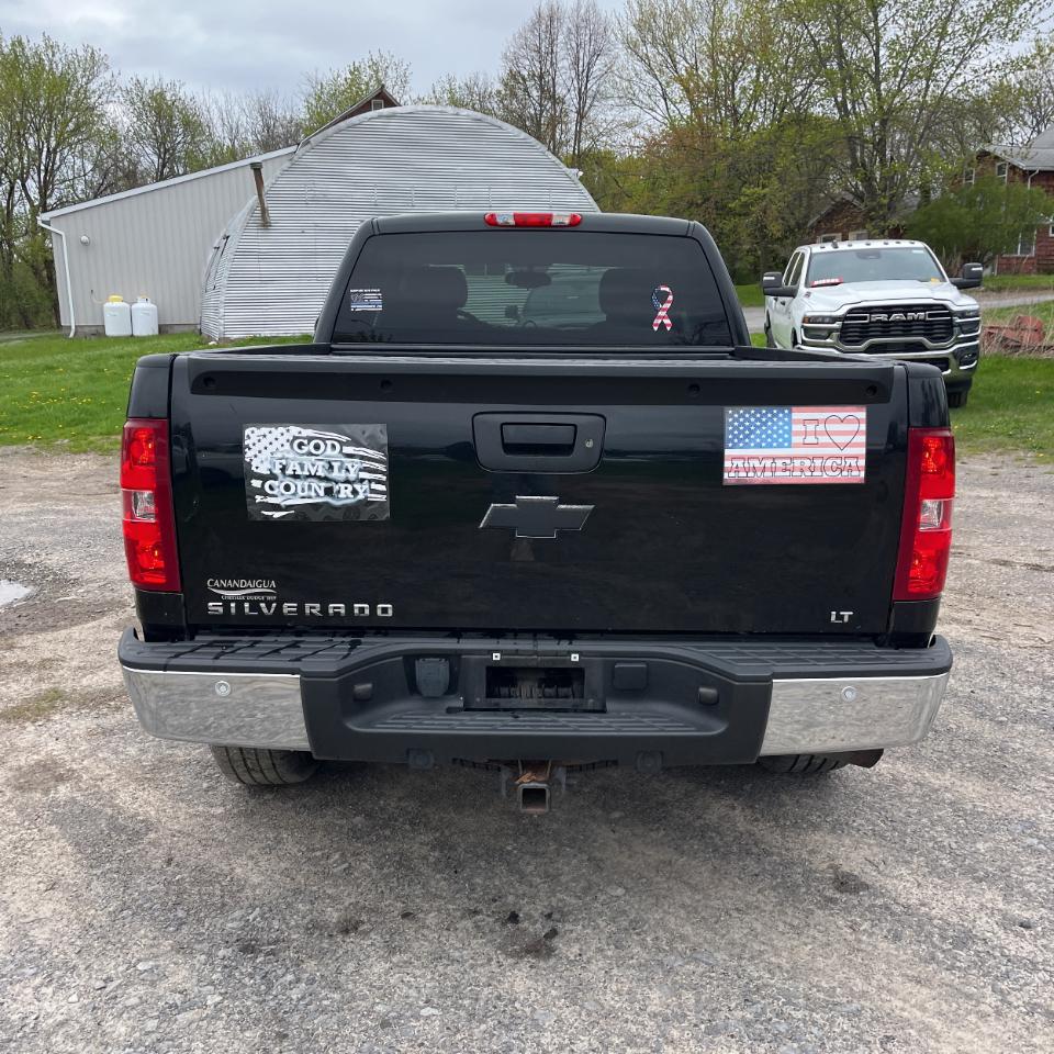 Chevrolet Silverado 1500 4WD Ext Cab 143.5" LT 2012