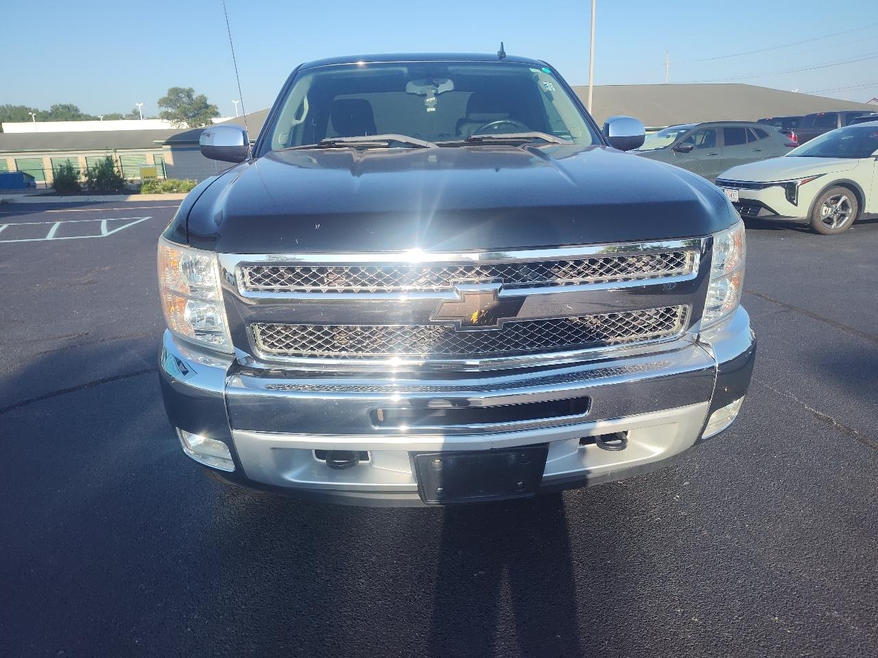 Chevrolet Silverado 1500 4WD Ext Cab 143.5" LT 2012