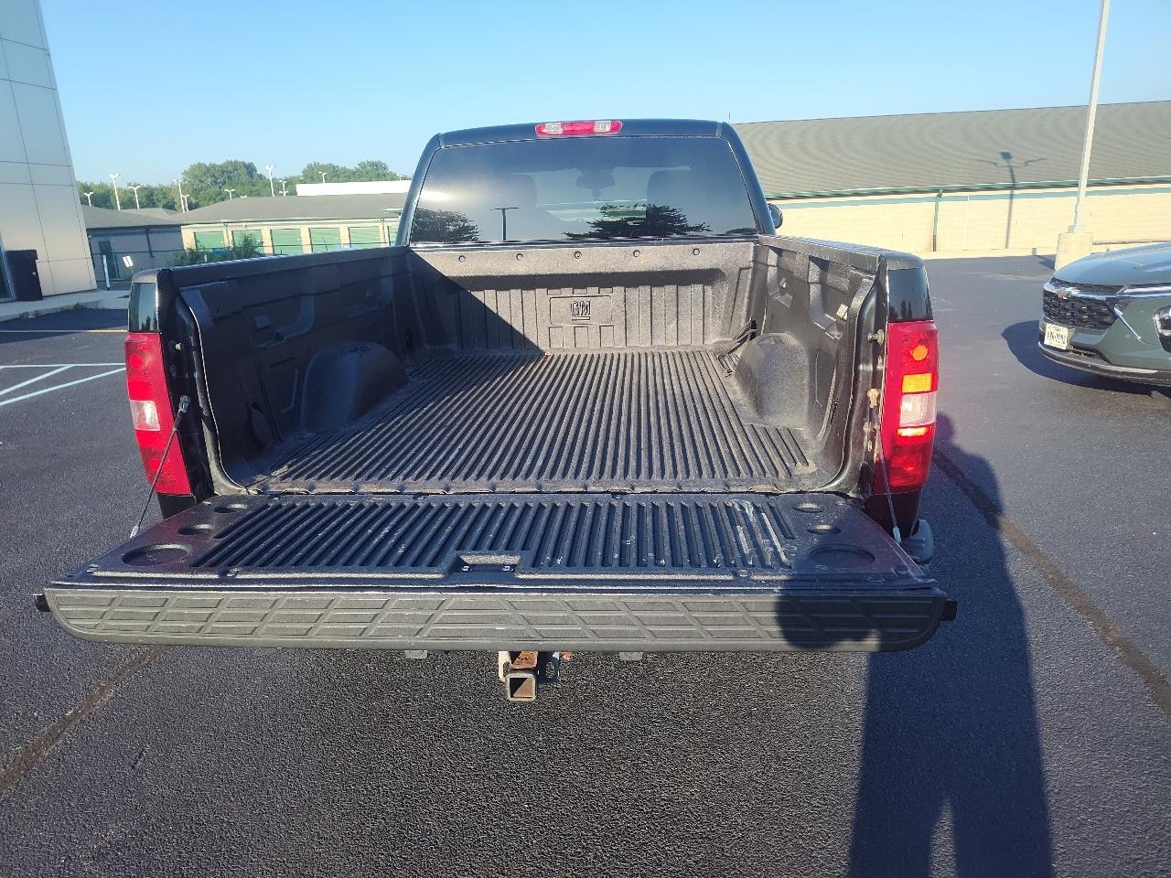 Chevrolet Silverado 1500 4WD Ext Cab 143.5" LT 2012