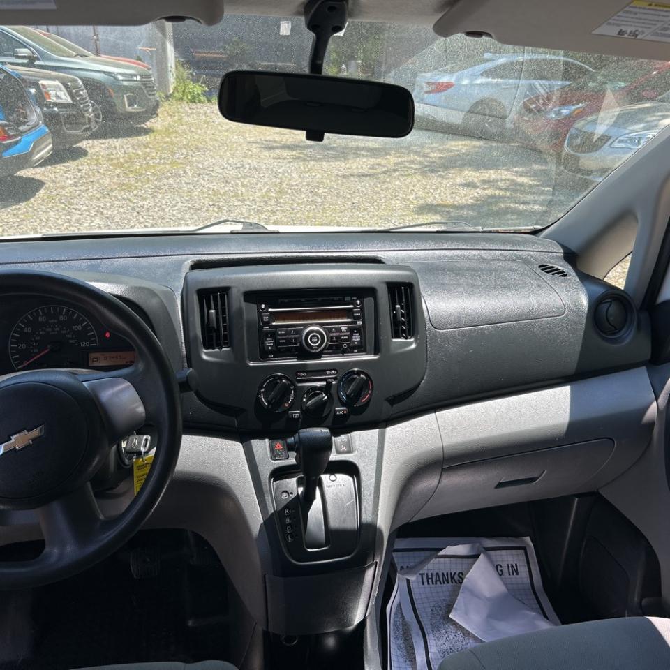 Chevrolet City Express Cargo Van FWD 115" LS 2015