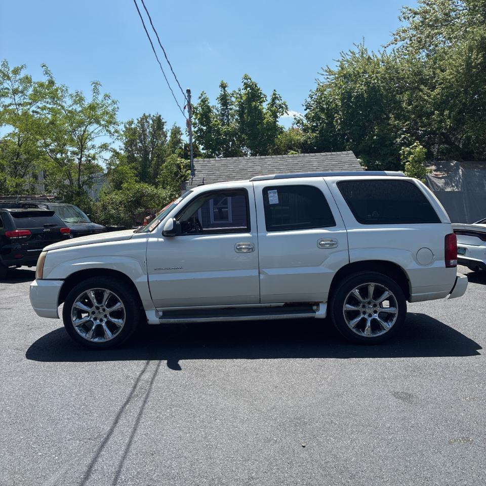 Cadillac Escalade 4dr AWD 2003