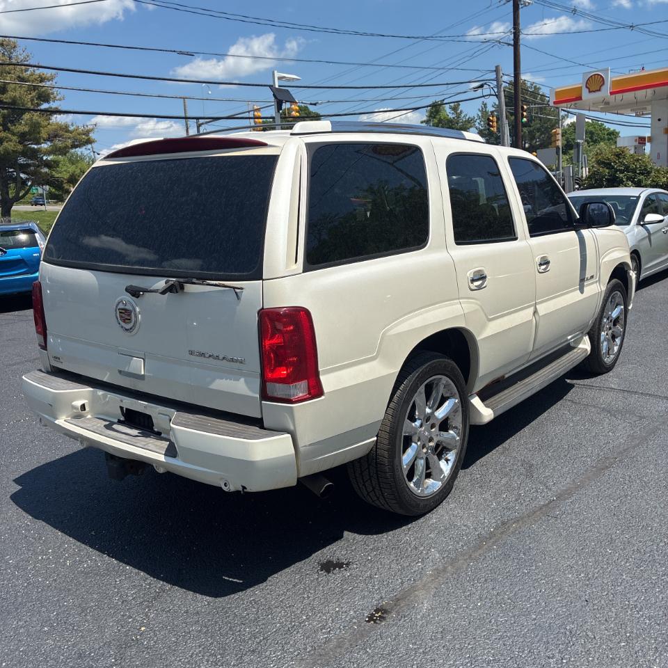 Cadillac Escalade 4dr AWD 2003