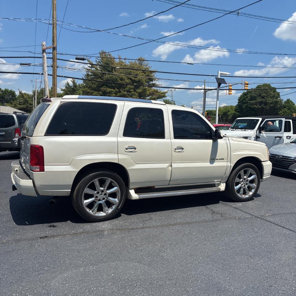 Cadillac Escalade 4dr AWD 2003