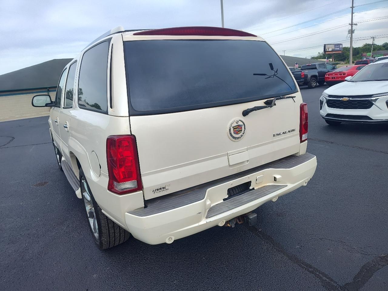 Cadillac Escalade 4dr AWD 2003