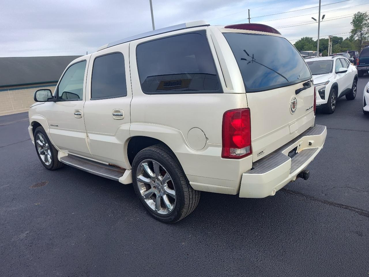 Cadillac Escalade 4dr AWD 2003