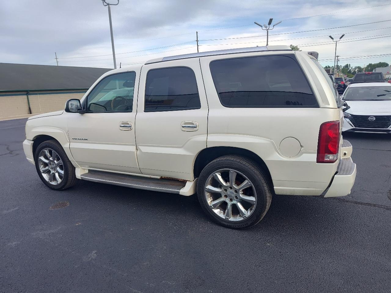 Cadillac Escalade 4dr AWD 2003