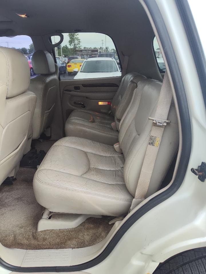 Cadillac Escalade 4dr AWD 2003