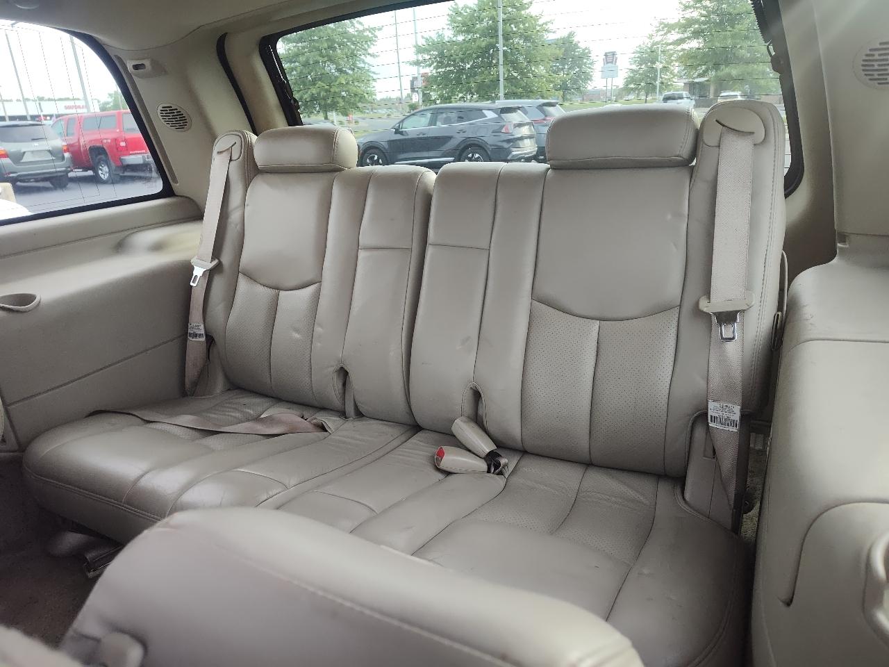 Cadillac Escalade 4dr AWD 2003
