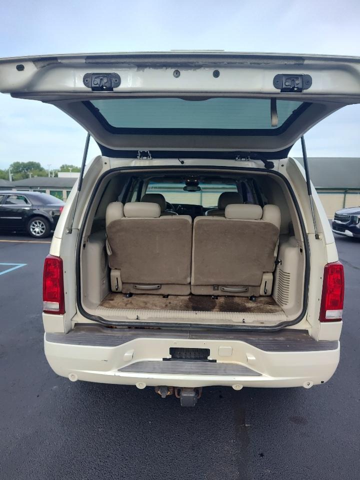 Cadillac Escalade 4dr AWD 2003