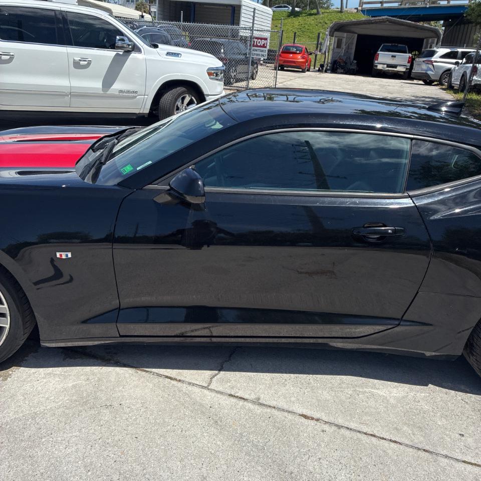 Chevrolet Camaro 2dr Cpe 2LT 2017