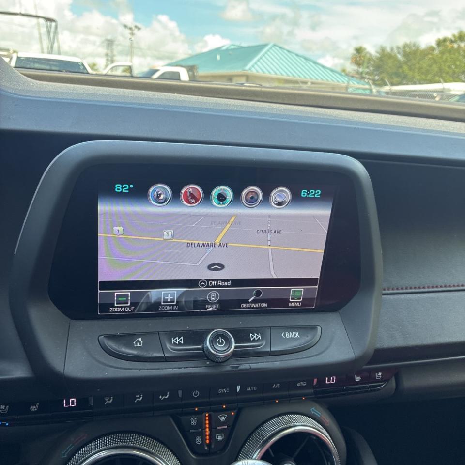 Chevrolet Camaro 2dr Cpe 2LT 2017