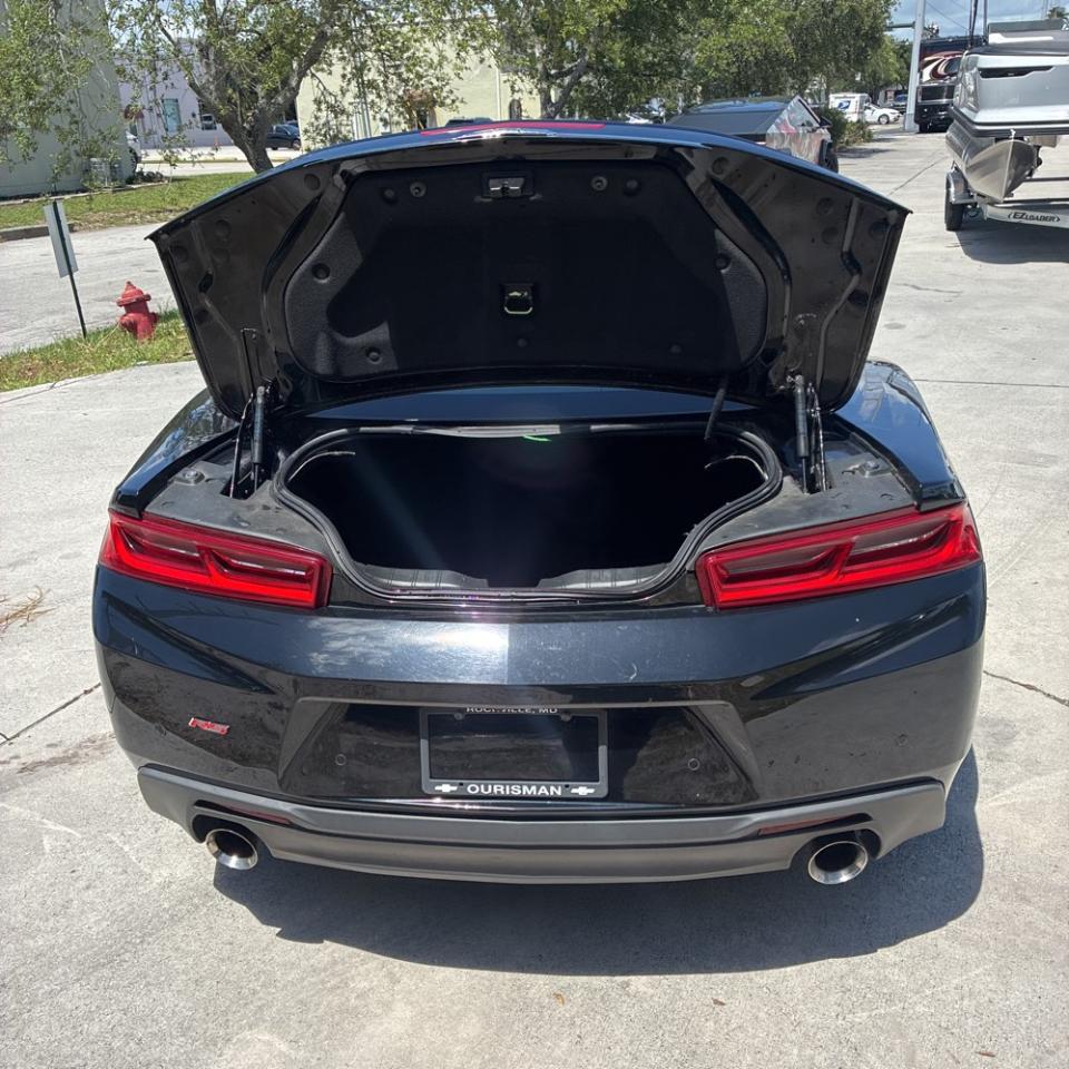 Chevrolet Camaro 2dr Cpe 2LT 2017