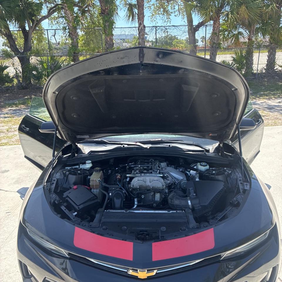 Chevrolet Camaro 2dr Cpe 2LT 2017