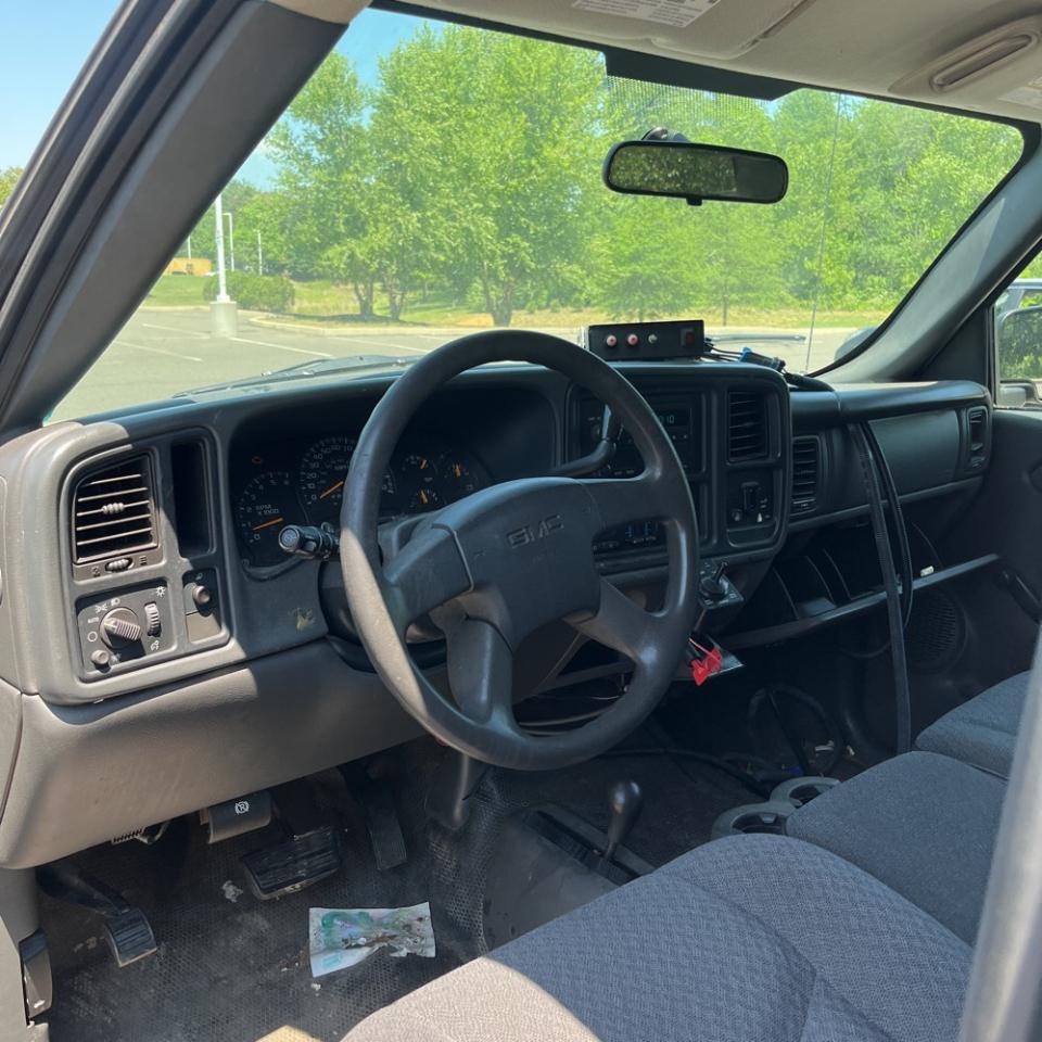 GMC Sierra 2500HD Classic 4WD Ext Cab 143.5" Work Truck 2007