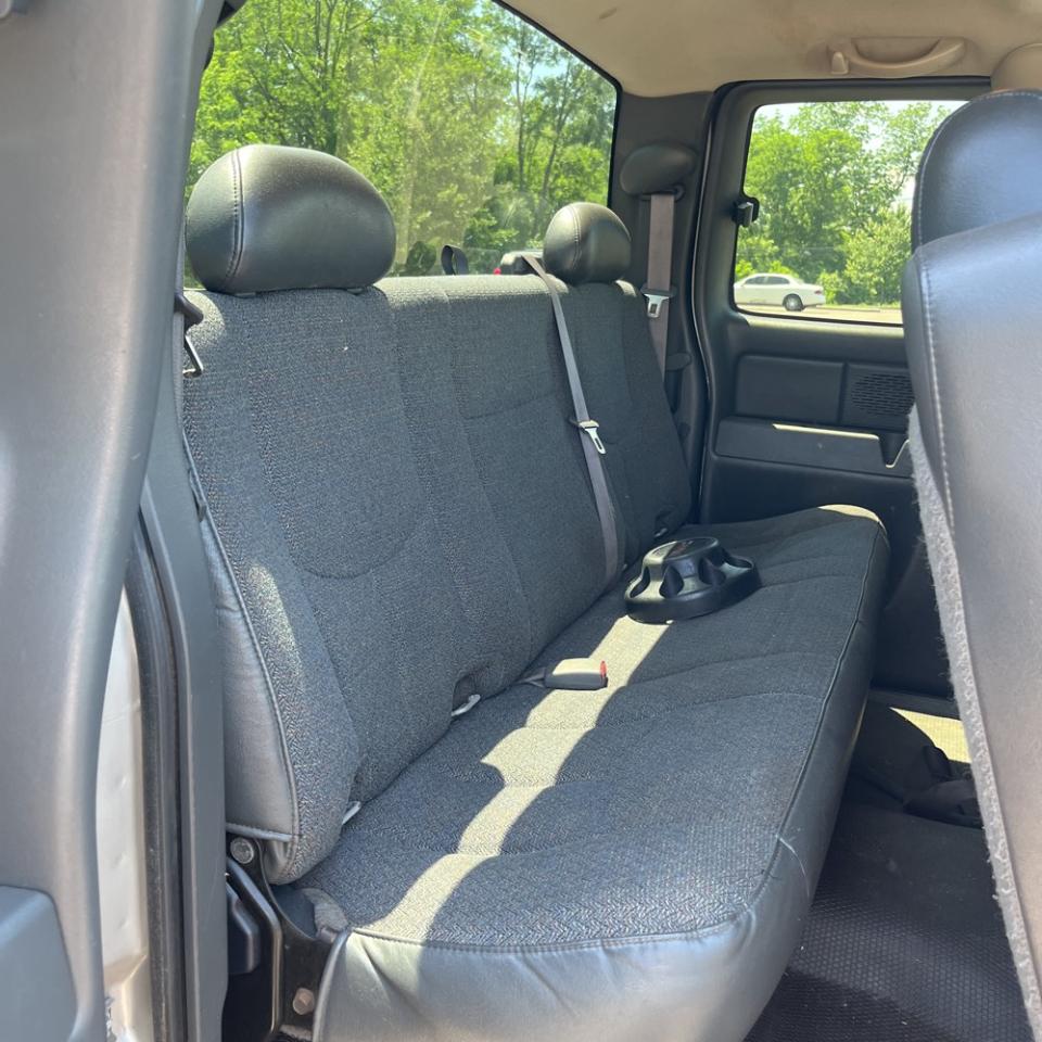 GMC Sierra 2500HD Classic 4WD Ext Cab 143.5" Work Truck 2007