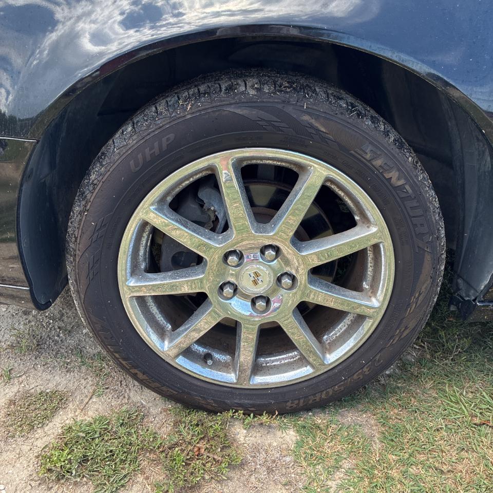 Cadillac DTS 4dr Sdn Performance 2007