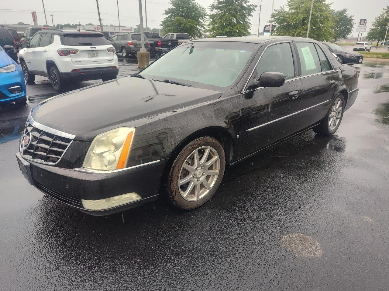 Cadillac DTS 4dr Sdn Performance 2007