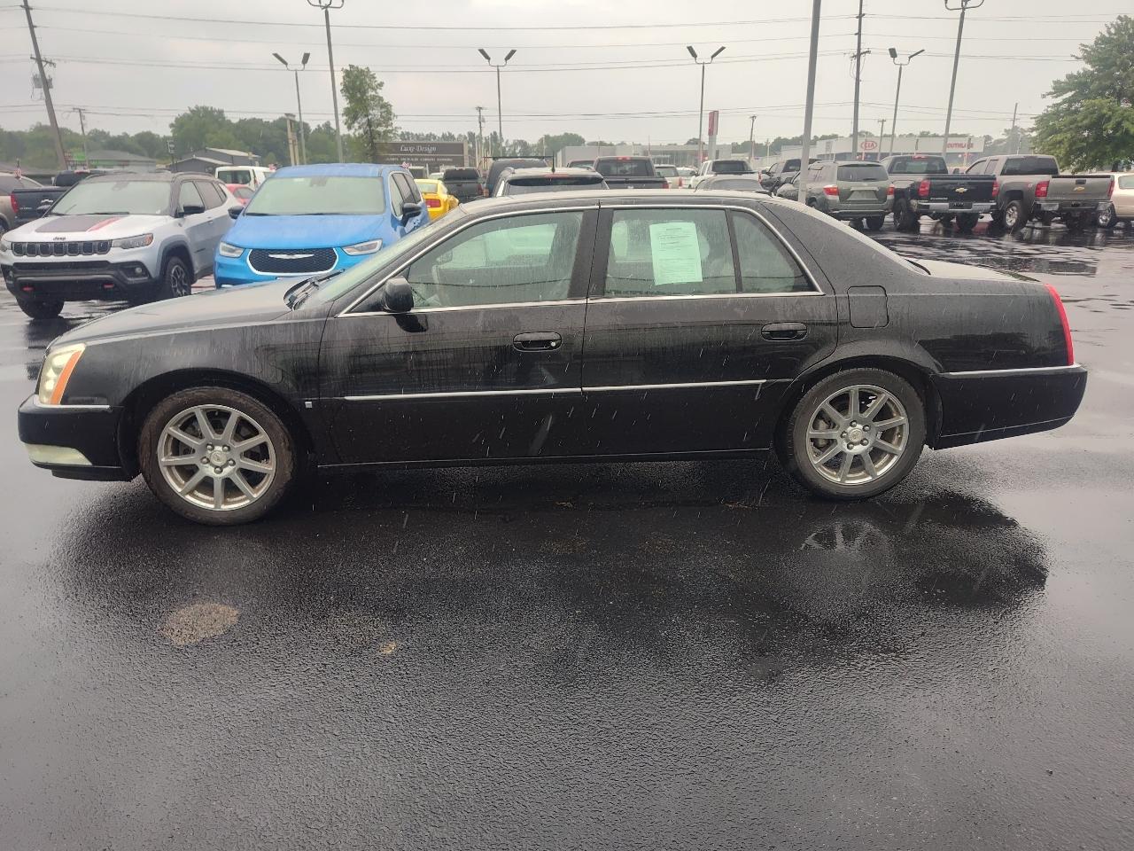 Cadillac DTS 4dr Sdn Performance 2007
