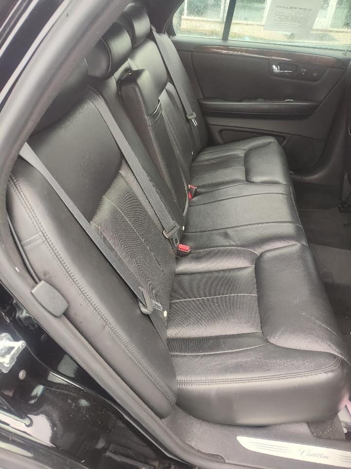 Cadillac DTS 4dr Sdn Performance 2007