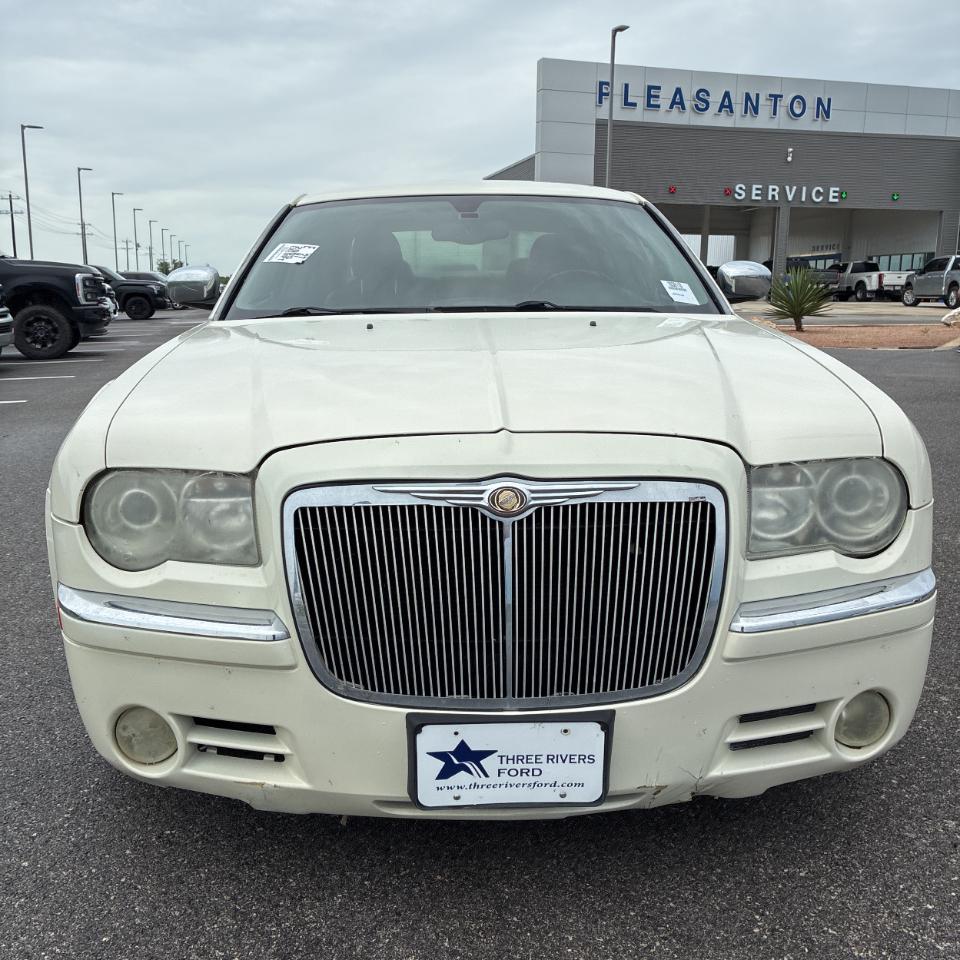 Chrysler 300 4dr Sdn 300C *Ltd Avail* 2005