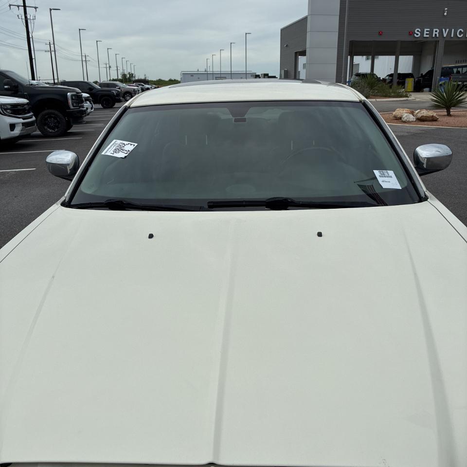 Chrysler 300 4dr Sdn 300C *Ltd Avail* 2005