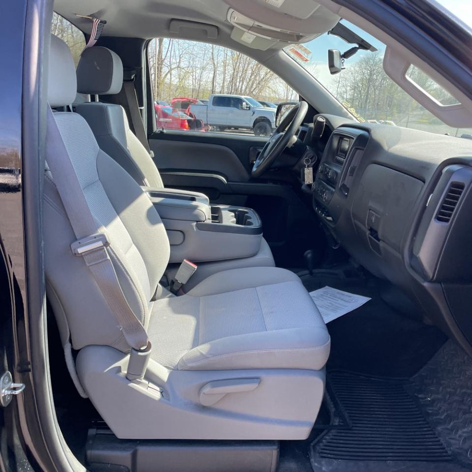 Chevrolet Silverado 1500 4WD Reg Cab 133.0" Work Truck w/2WT 2014