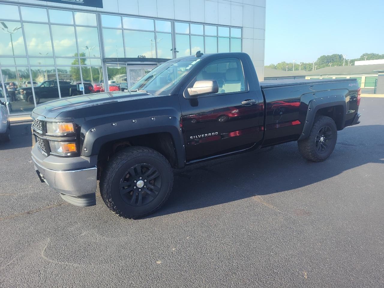 Chevrolet Silverado 1500 4WD Reg Cab 133.0" Work Truck w/2WT 2014