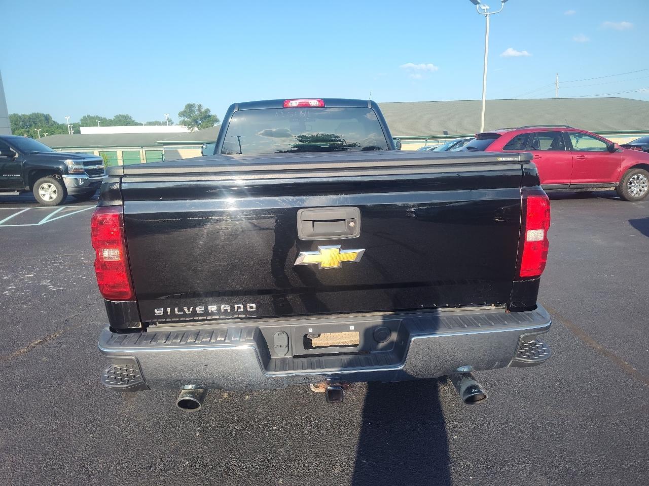 Chevrolet Silverado 1500 4WD Reg Cab 133.0" Work Truck w/2WT 2014