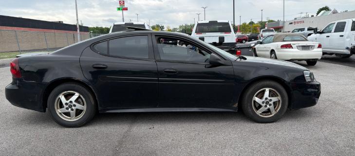Pontiac Grand Prix 4dr Sdn GT2 2004