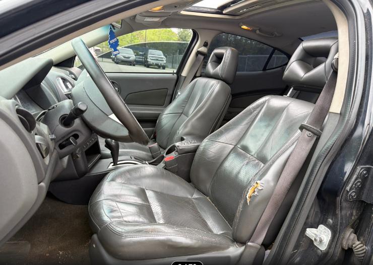 Pontiac Grand Prix 4dr Sdn GT2 2004