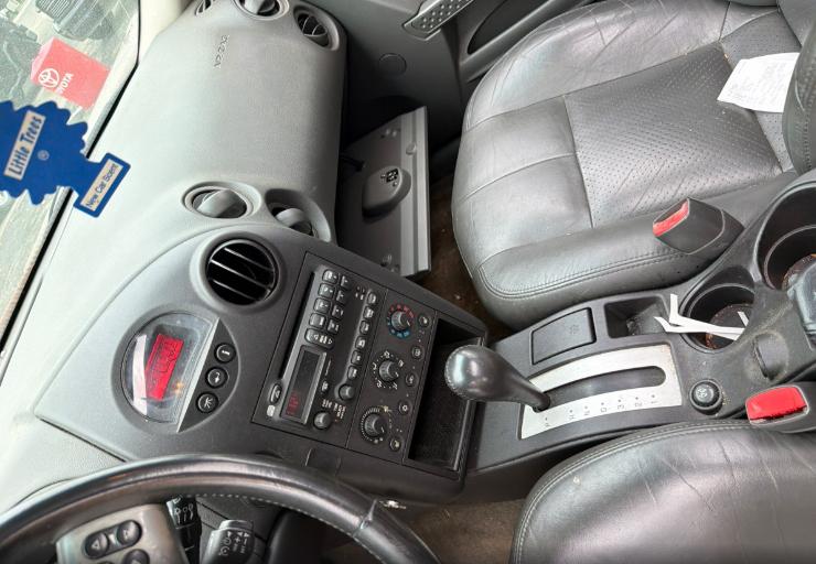 Pontiac Grand Prix 4dr Sdn GT2 2004