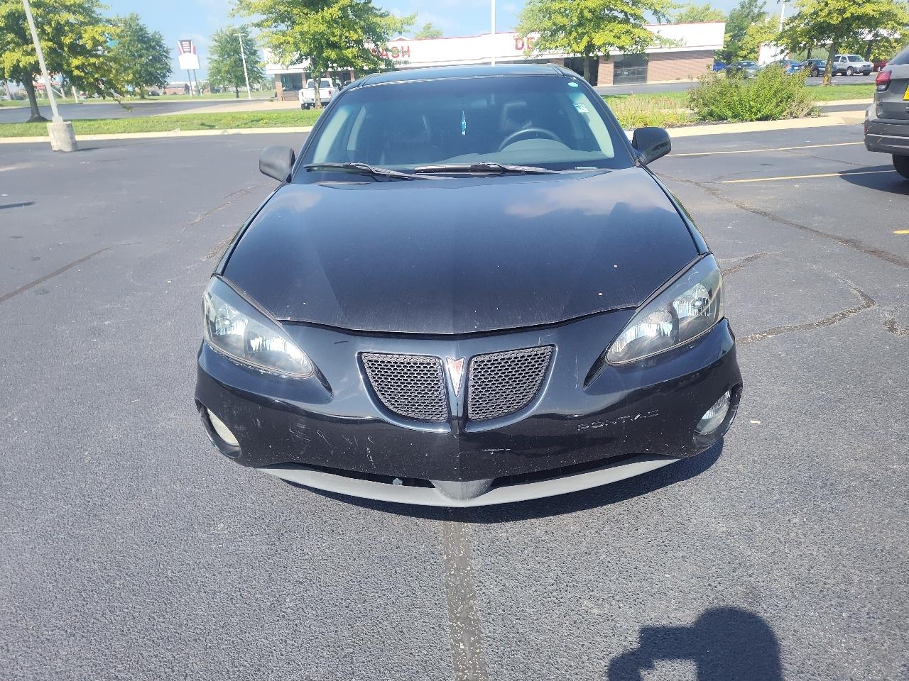 Pontiac Grand Prix 4dr Sdn GT2 2004