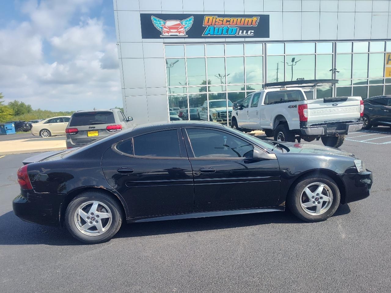 Pontiac Grand Prix 4dr Sdn GT2 2004