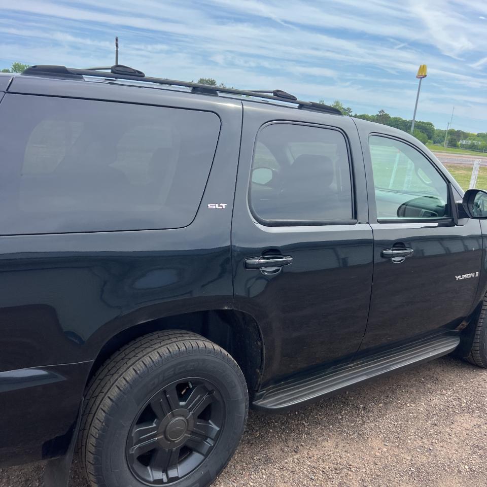 GMC Yukon 4WD 4dr 1500 SLT 2007