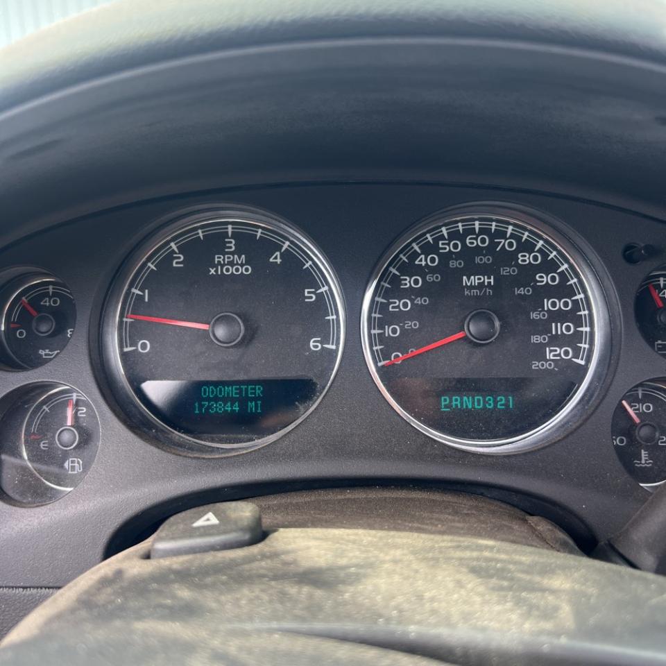 GMC Yukon 4WD 4dr 1500 SLT 2007