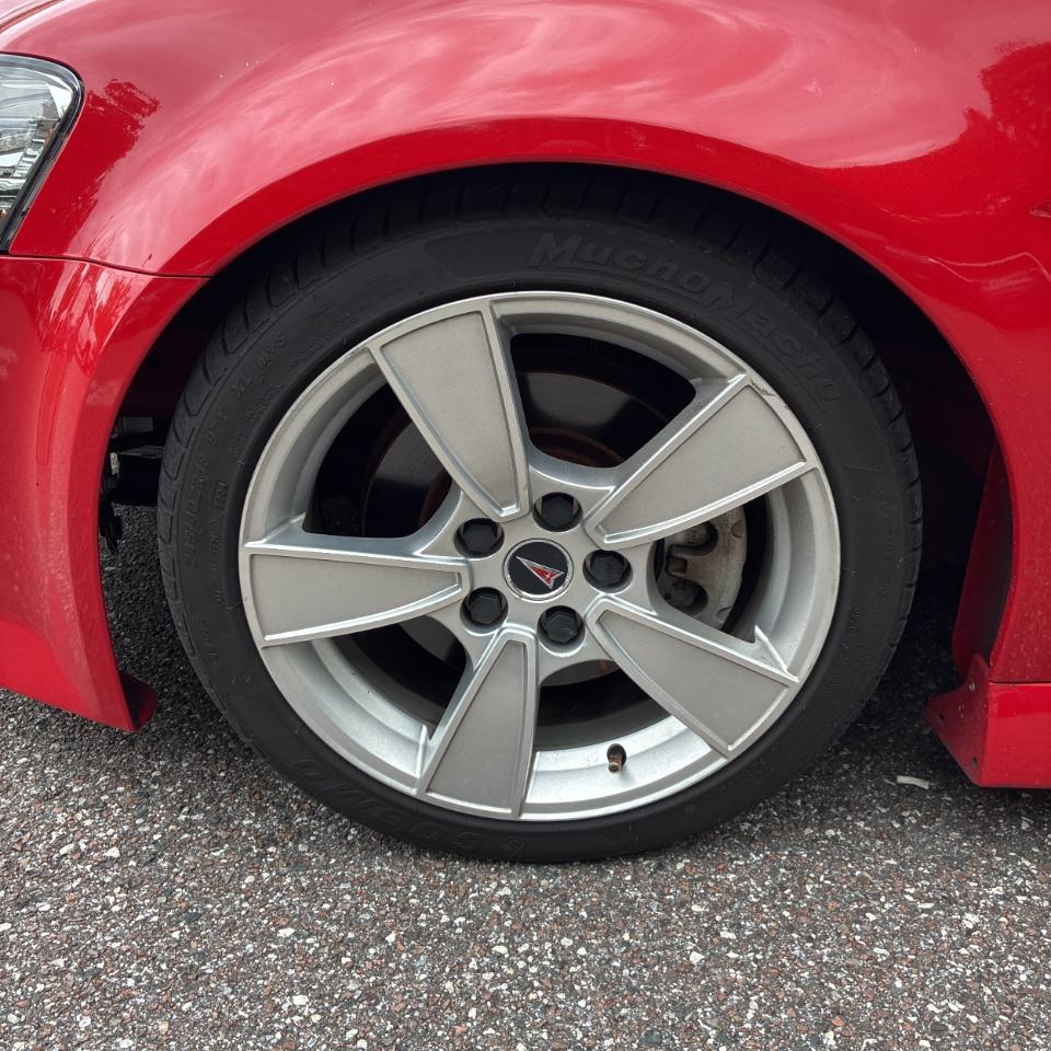 Pontiac G8 4dr Sdn GT 2009
