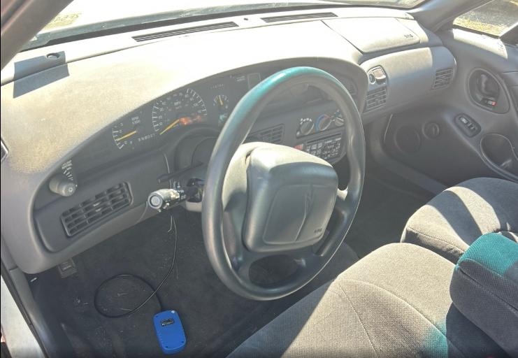 Pontiac Bonneville 4dr Sdn SE 1999