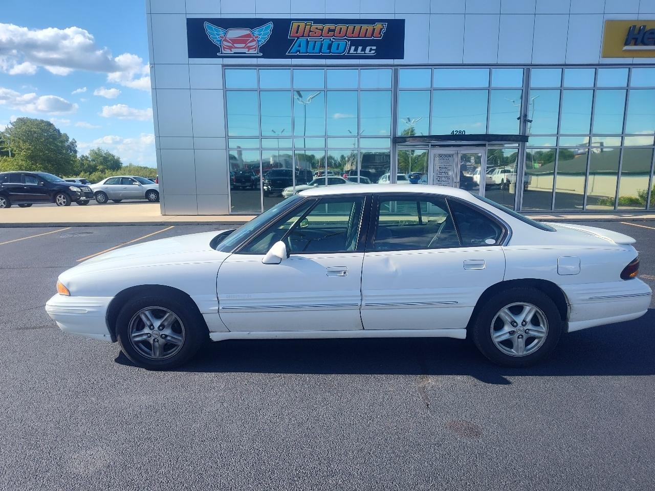 Pontiac Bonneville 4dr Sdn SE 1999